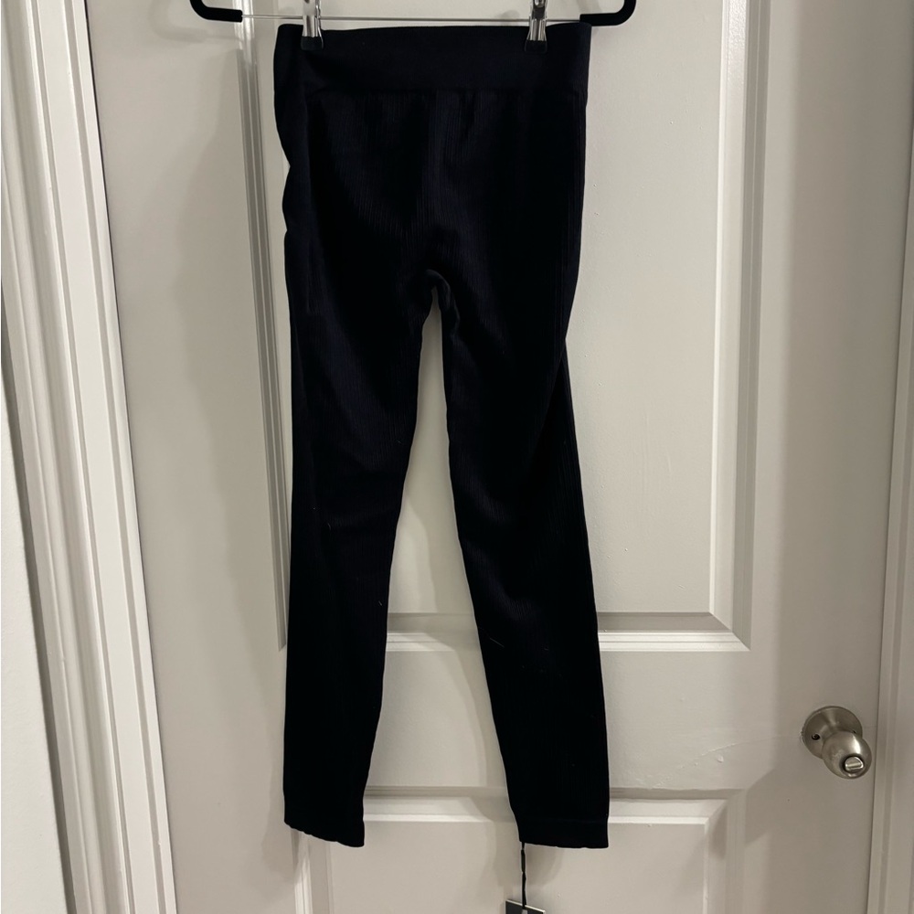 Bo + Tee NWT Black Seamless Ribbed Leggings
